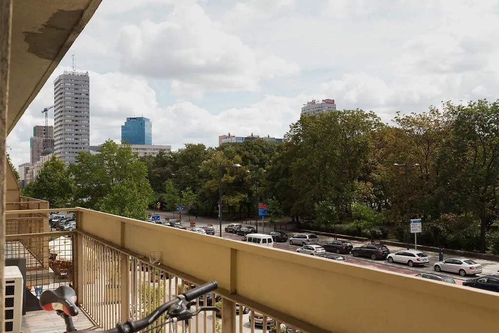 Warsaw View Premium Rooms For Rent