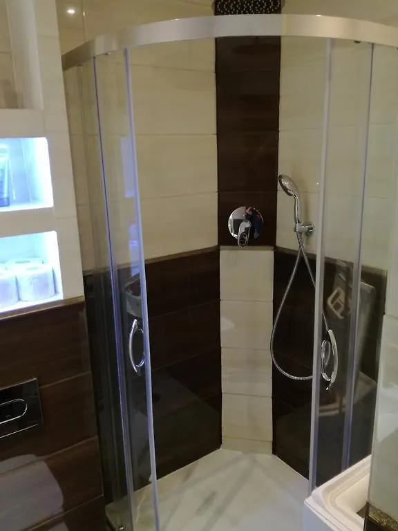 Warsaw View Premium Rooms For Rent 0*,